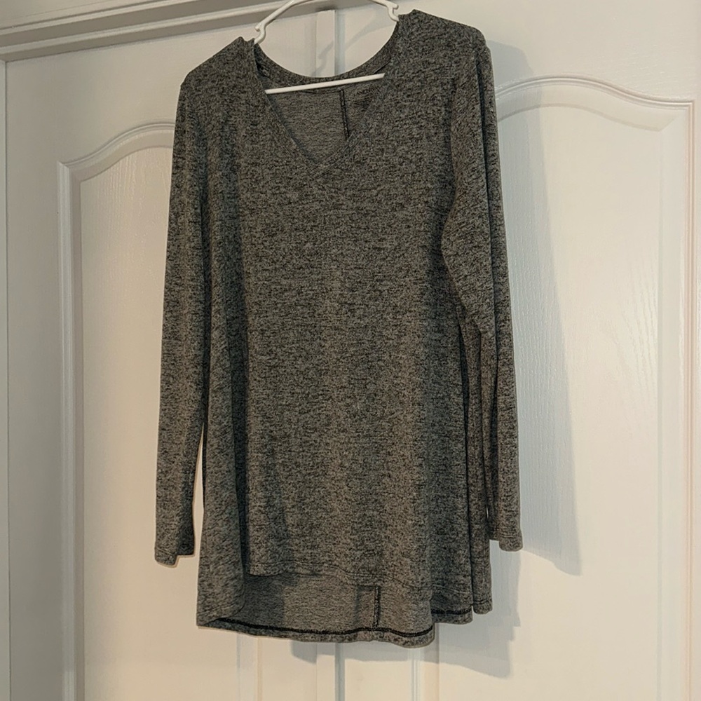 Lane Bryant sweater light weight size 14/16